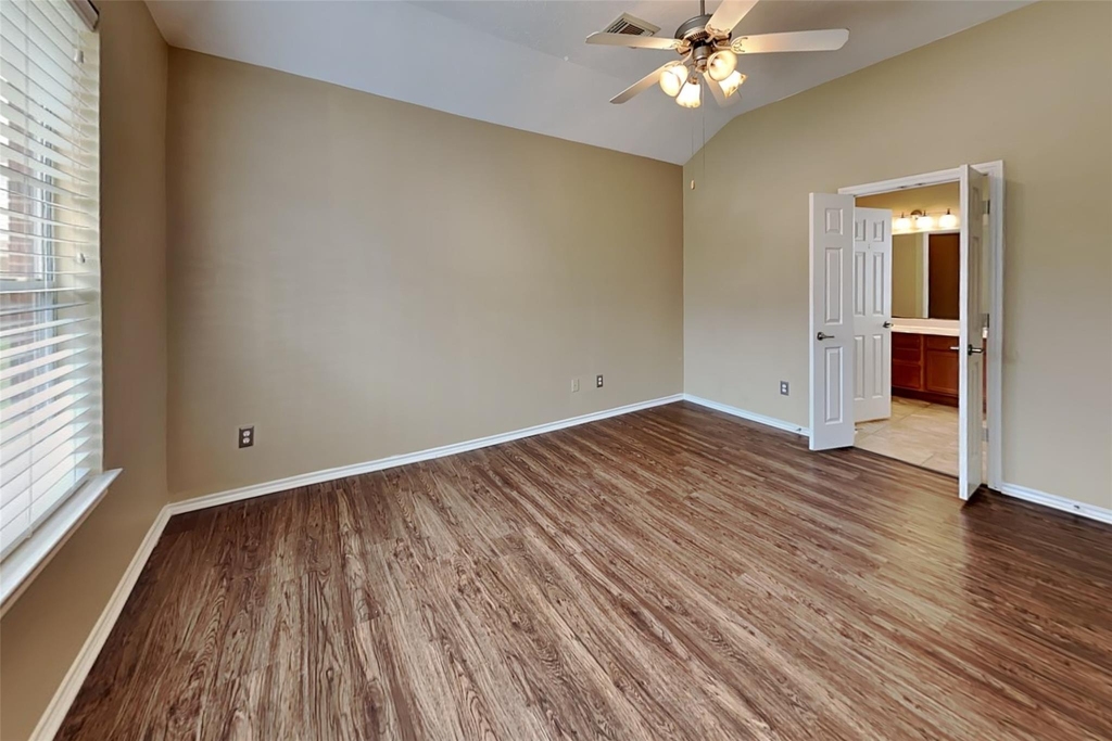 8723 Rollick Drive - Photo 7