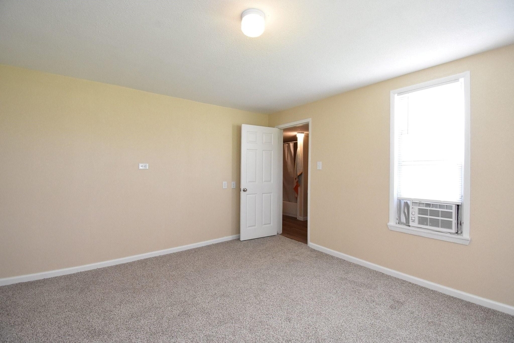 8421 Altimore Road - Photo 6