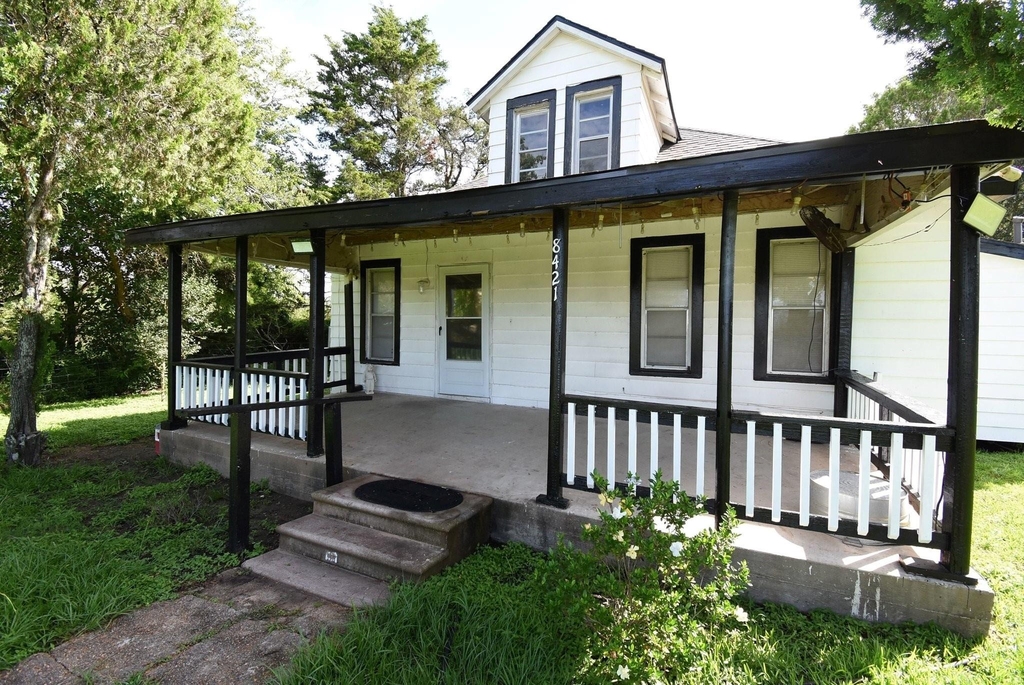 8421 Altimore Road - Photo 1