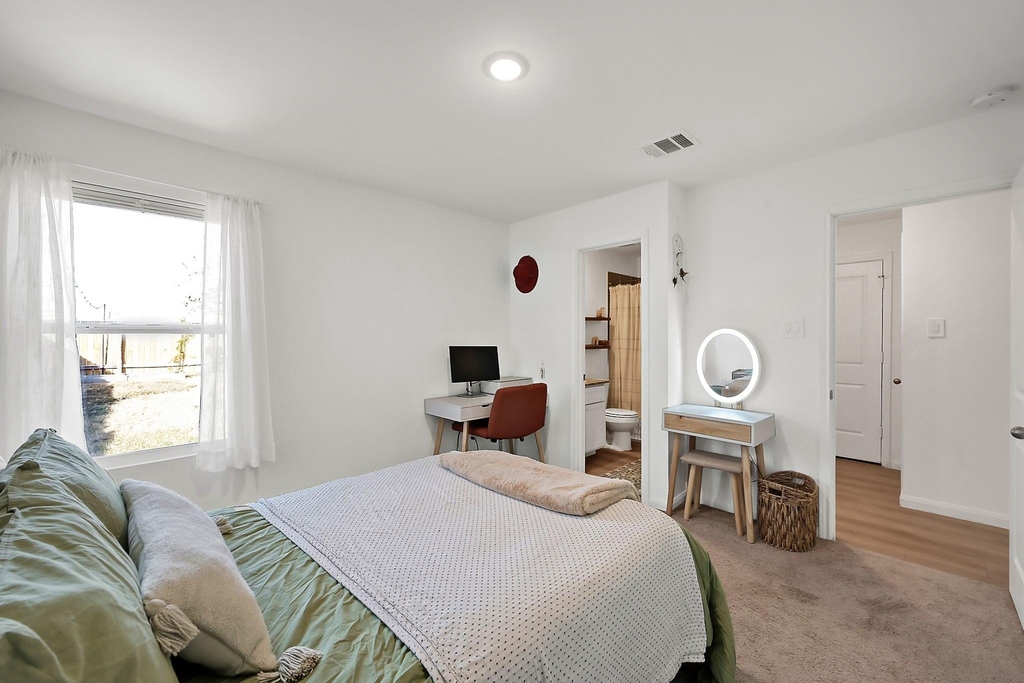16516 Jasmine Marie Place - Photo 14