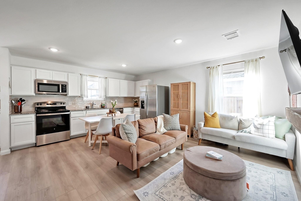 16516 Jasmine Marie Place - Photo 10