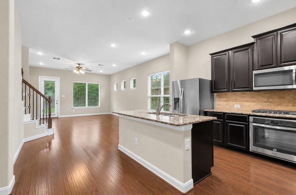 22503 Miramar Bend Drive - Photo 6