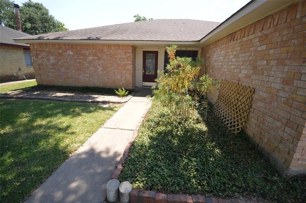 2314 Crooked Lane - Photo 1