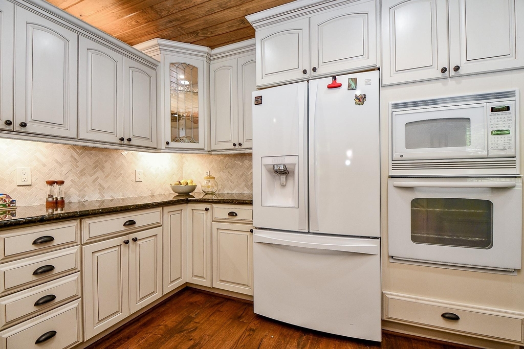 922 Chantilly Lane - Photo 14