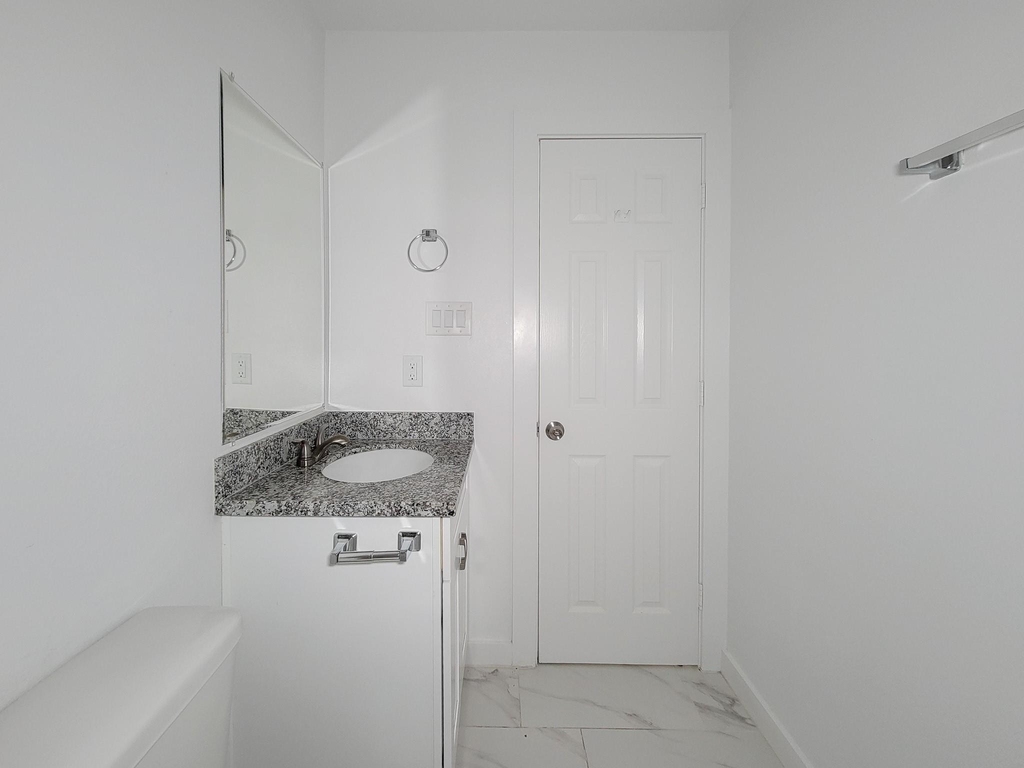 8122 Sterling Shire Street - Photo 23