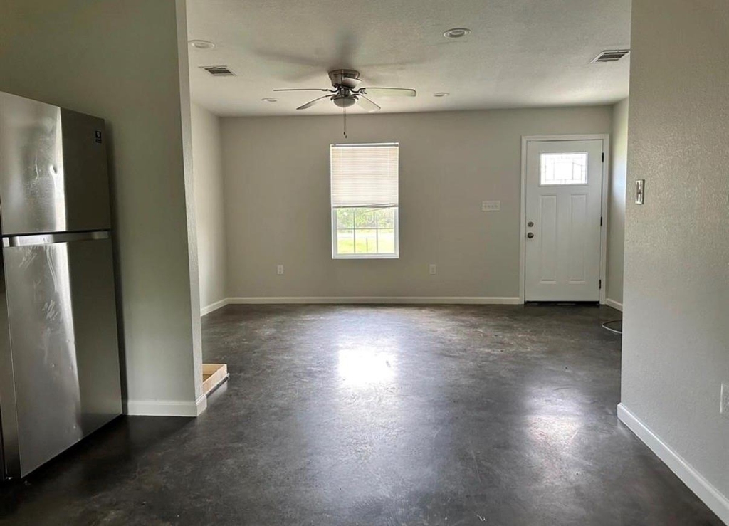 907 Fm 2830 Road S - Photo 9