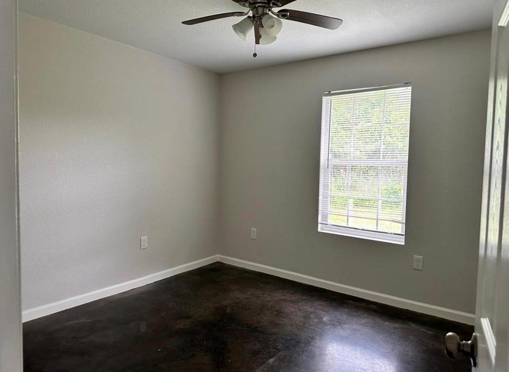 907 Fm 2830 Road S - Photo 1