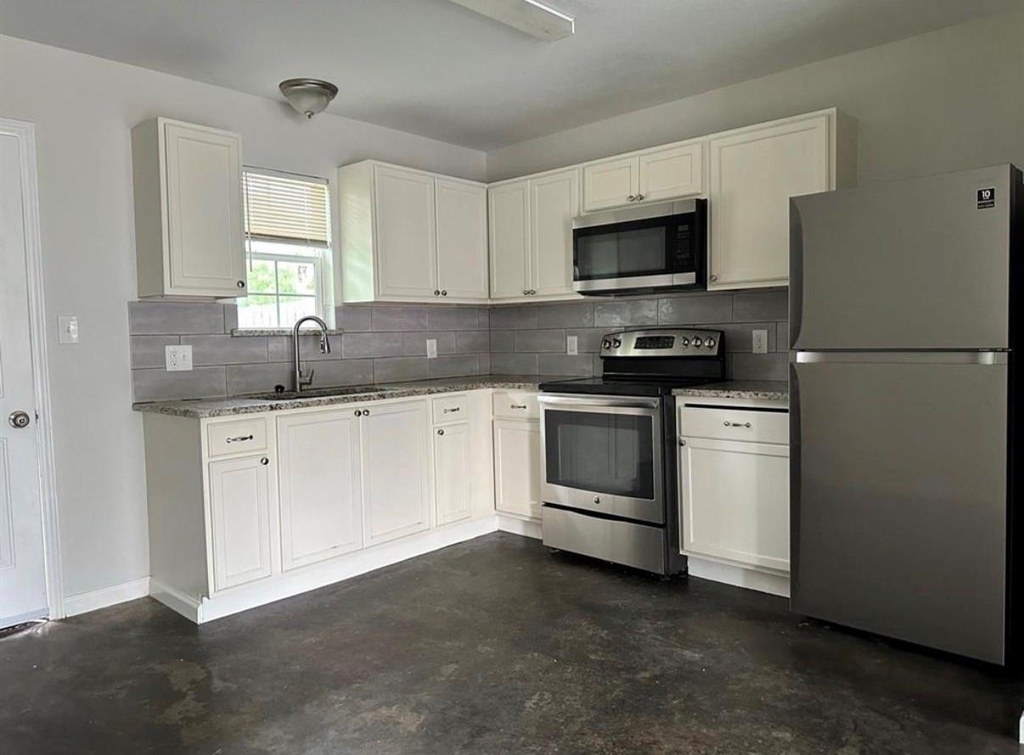 907 Fm 2830 Road S - Photo 8