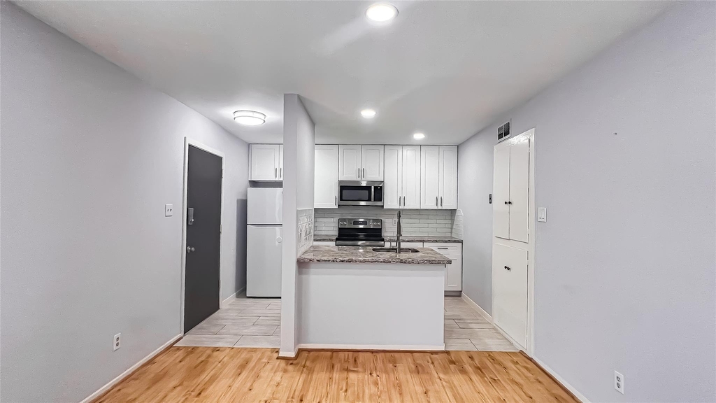 2515 Shakespeare Street - Photo 8