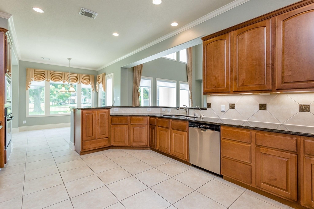 5243 Harvest Bend Court - Photo 14