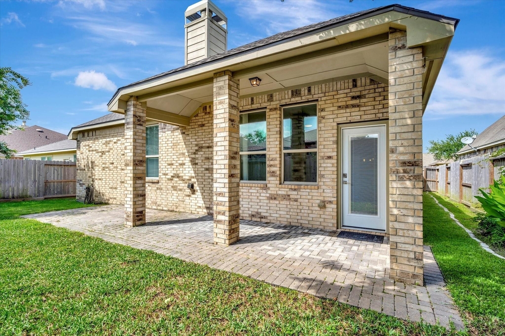 2291 Catalonia Cove - Photo 3