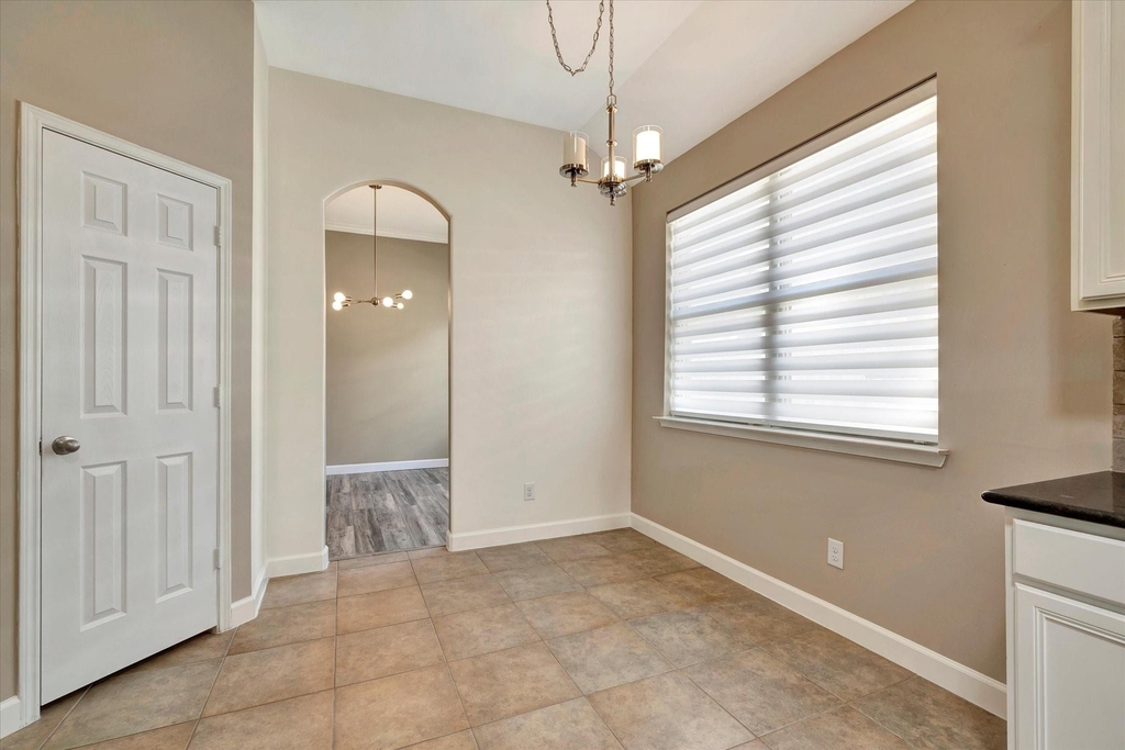 2291 Catalonia Cove - Photo 10