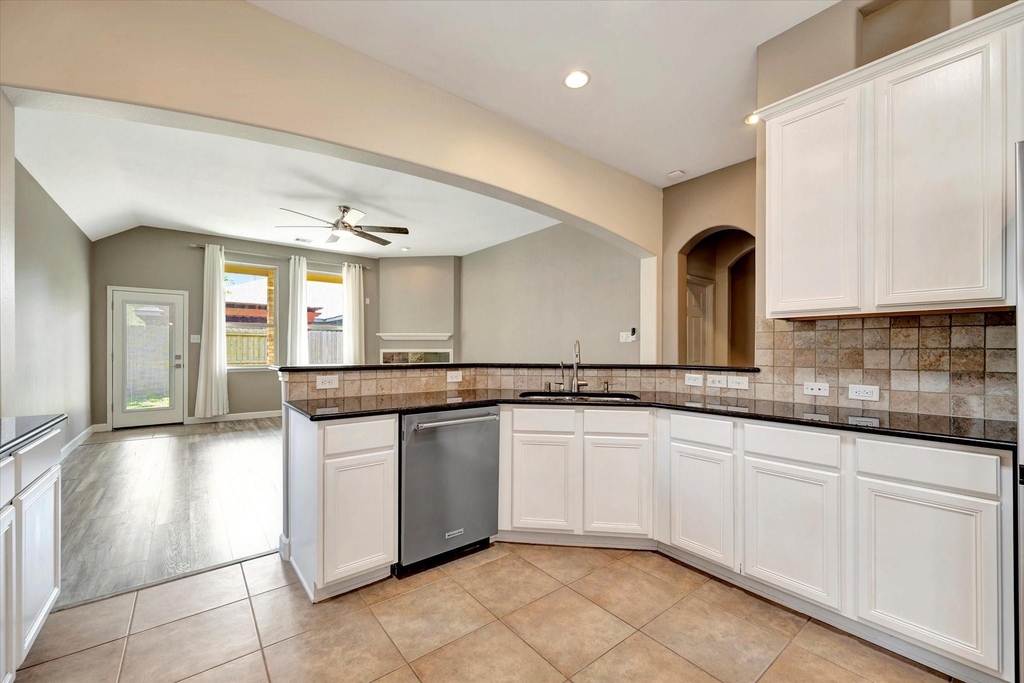 2291 Catalonia Cove - Photo 12