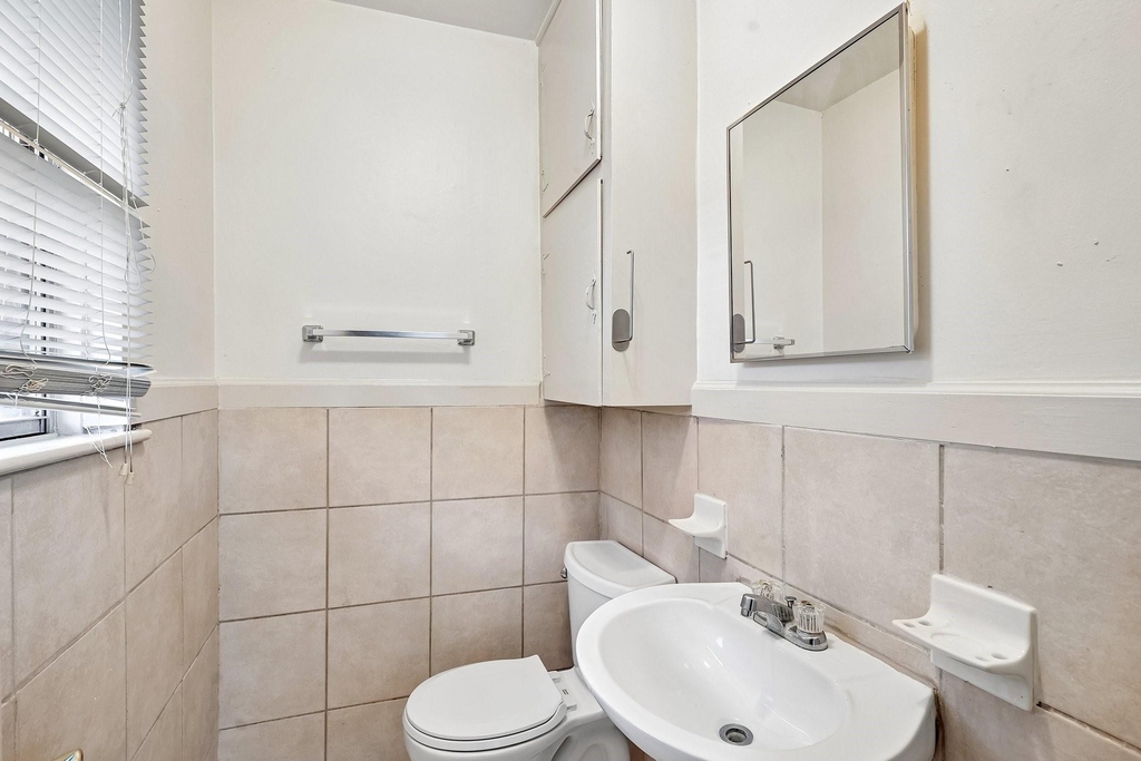6401 Rowan Lane - Photo 18