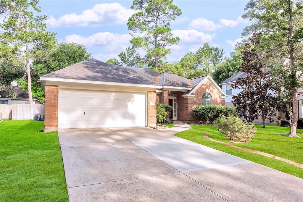 130 W Stockbridge Landing Circle - Photo 1