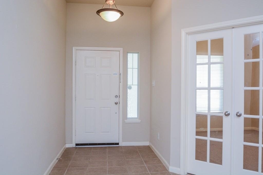 4911 Spring Showers Court - Photo 2