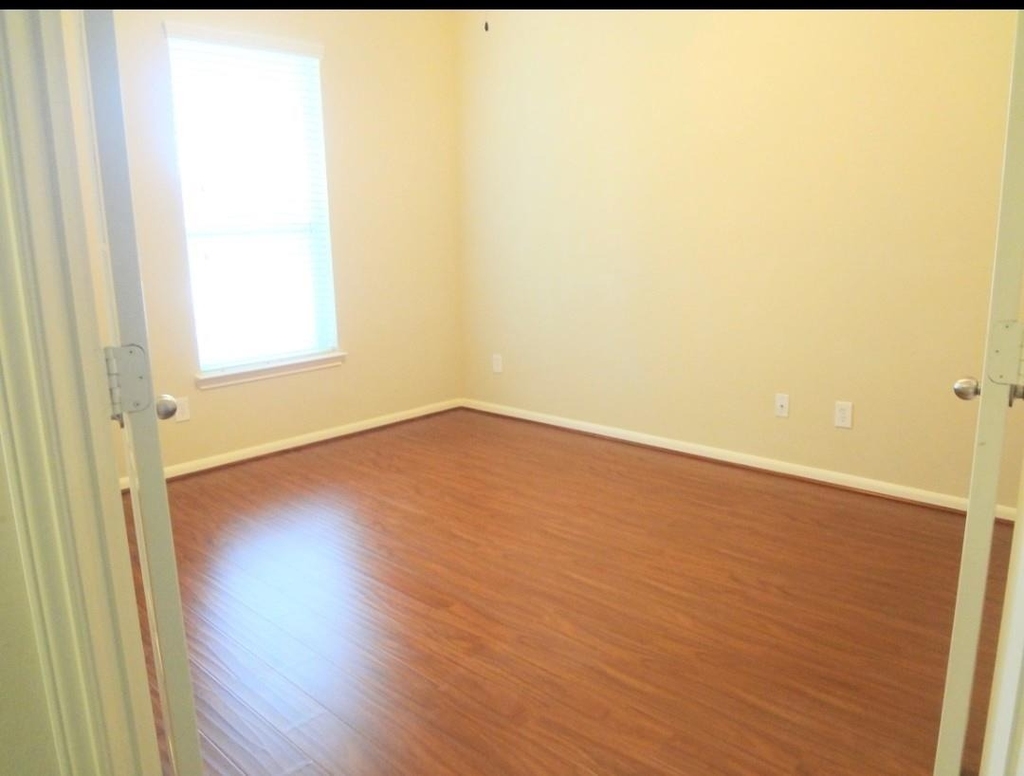 4911 Spring Showers Court - Photo 3
