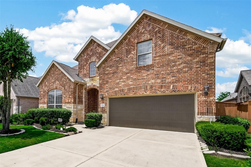 10514 Inverclyde Drive - Photo 2