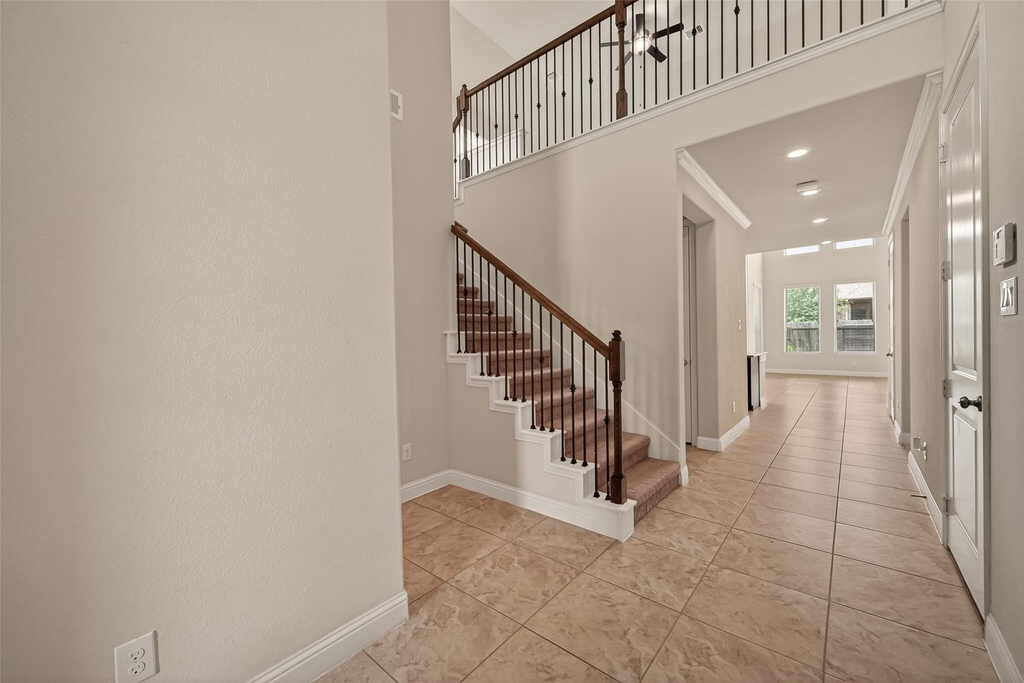 10514 Inverclyde Drive - Photo 5