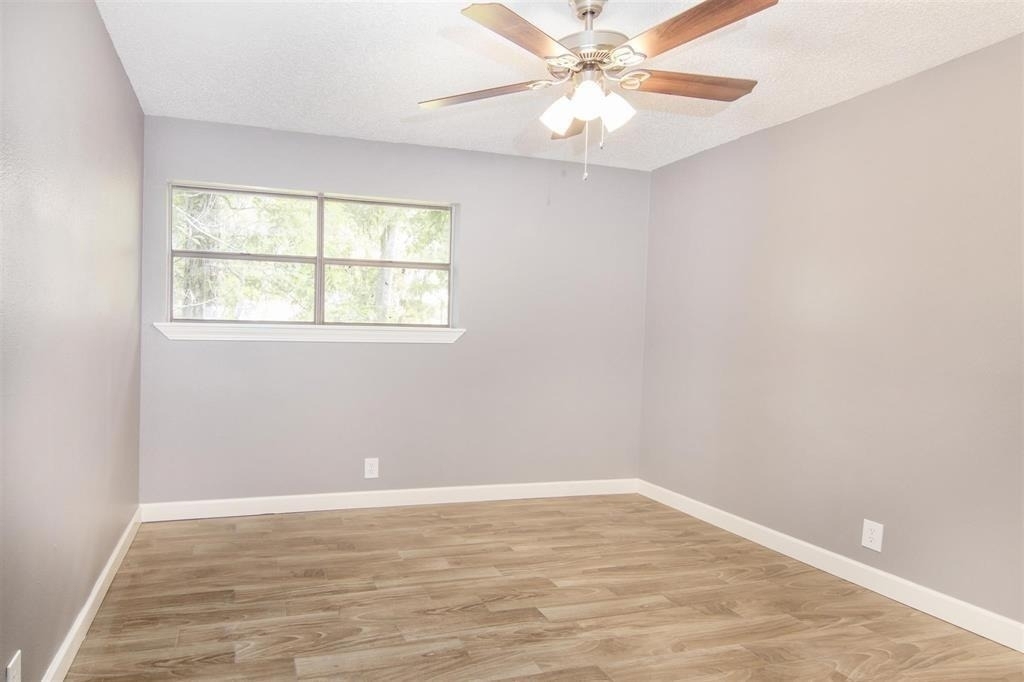 575 Moreland Street - Photo 2