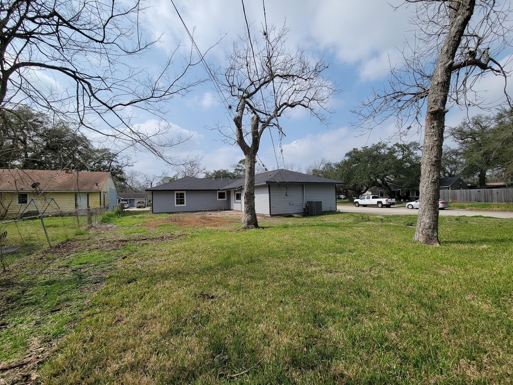 301 Cypress Street - Photo 40