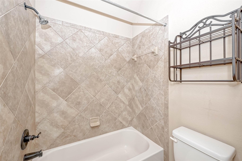 27415 Blinkwood Park - Photo 23