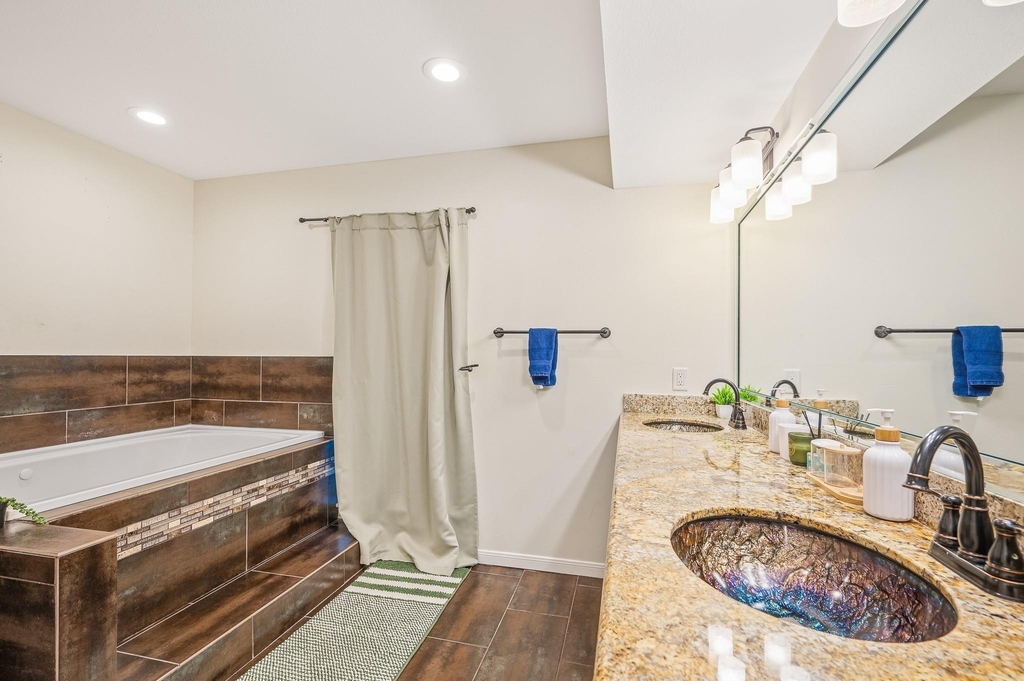 16811 Waycreek Road - Photo 42