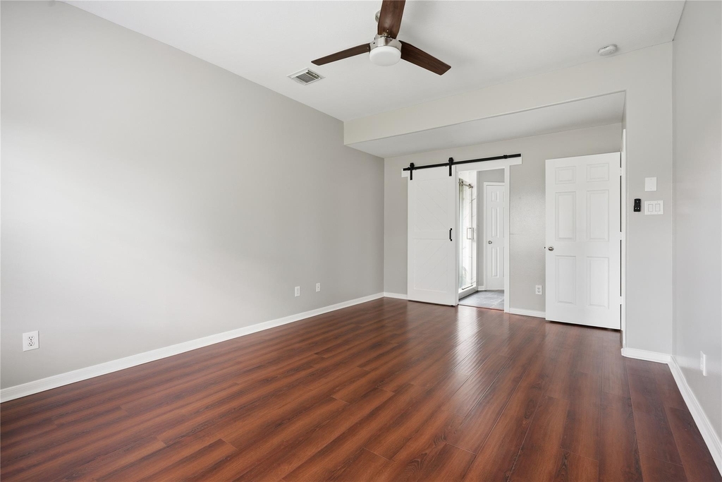 2605 Los Alamos Circle - Photo 9