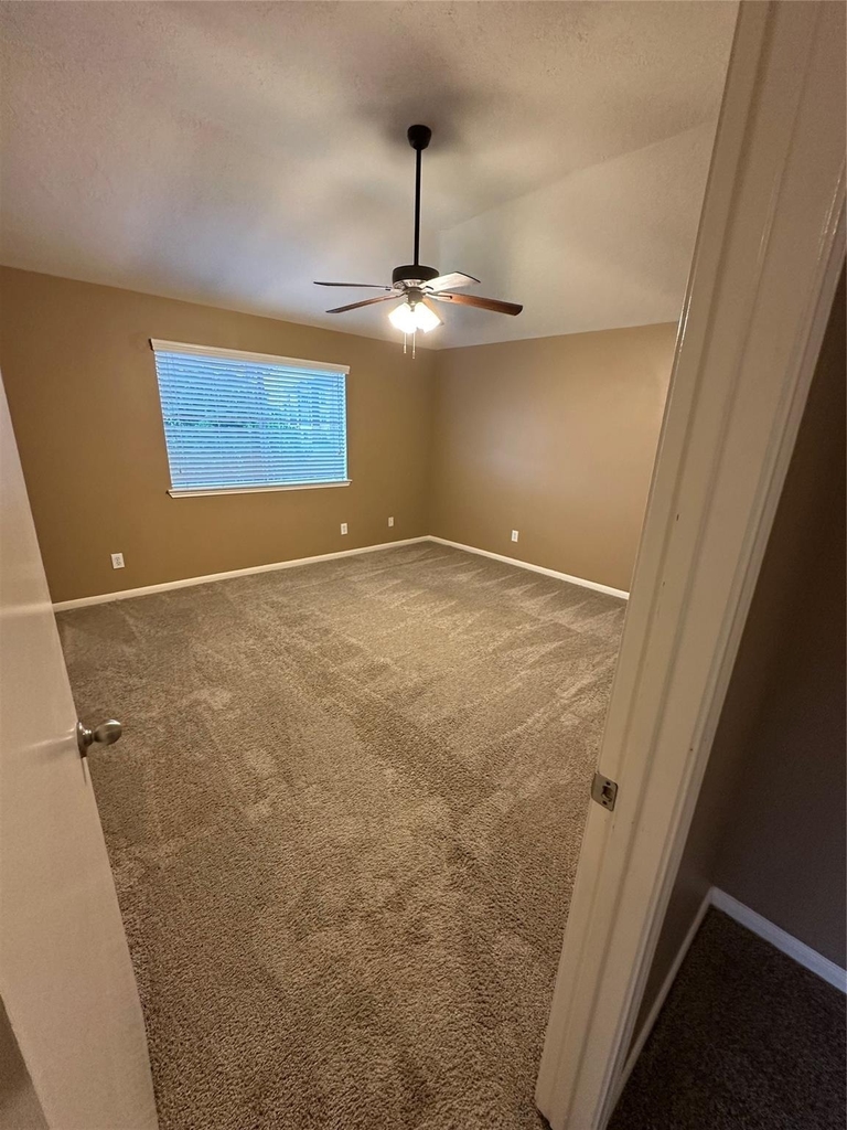 12110 Bowsman Drive - Photo 13