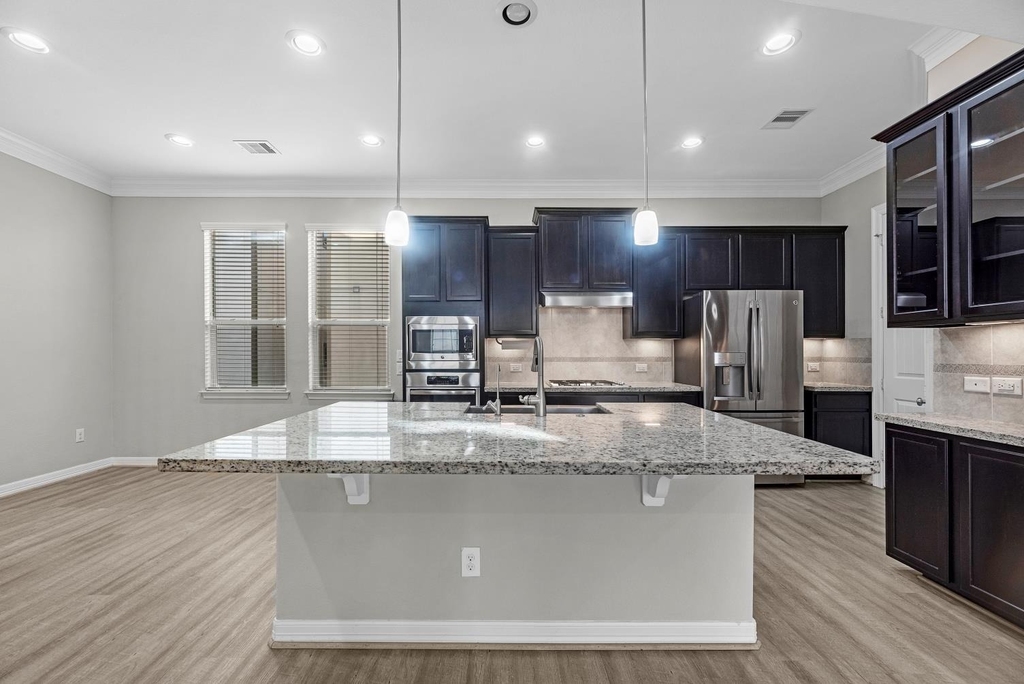 458 N Live Oak Street - Photo 12