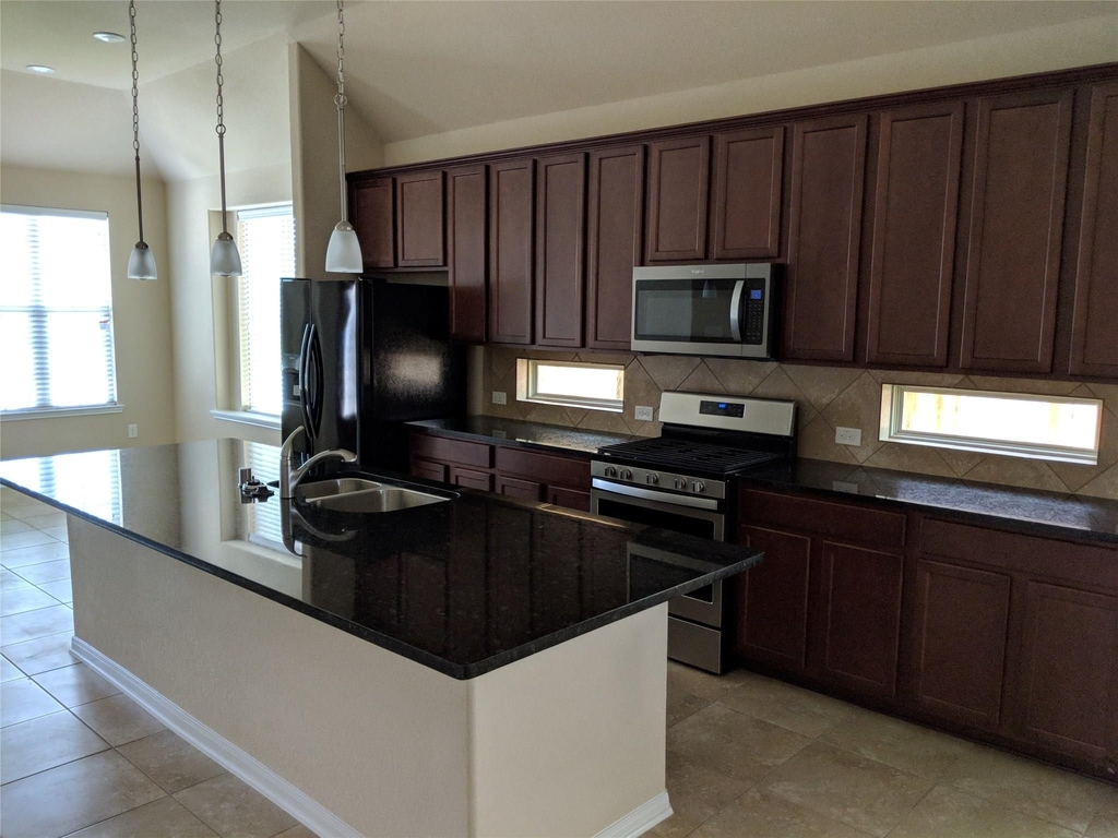 5211 Ivory Glass Drive - Photo 5
