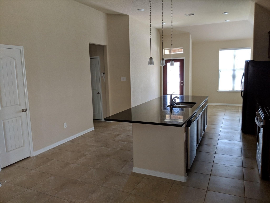 5211 Ivory Glass Drive - Photo 6