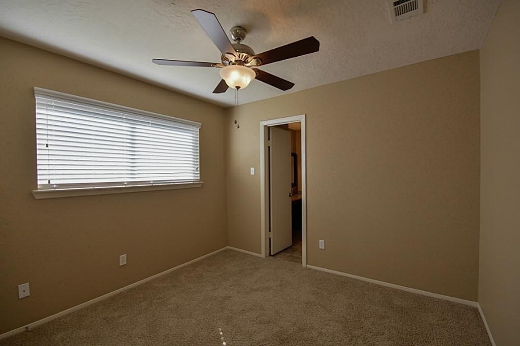 5831 Culross Close - Photo 10