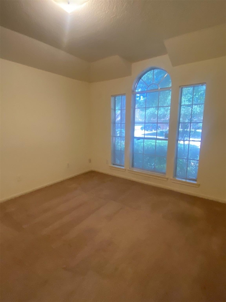2222 Havenhouse Drive - Photo 3