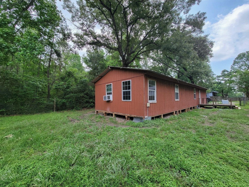 20272 Forest Woods Lane - Photo 18