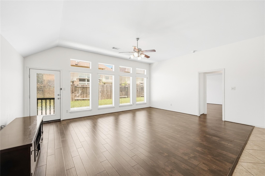 3802 Windmill Links Drive - Photo 12