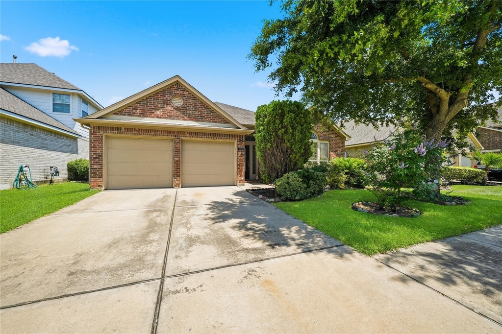 3802 Windmill Links Drive - Photo 1