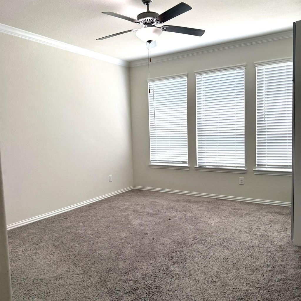 15823 Vanderpool River Drive - Photo 12