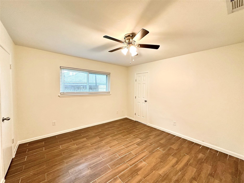 504 Raymond Street - Photo 6