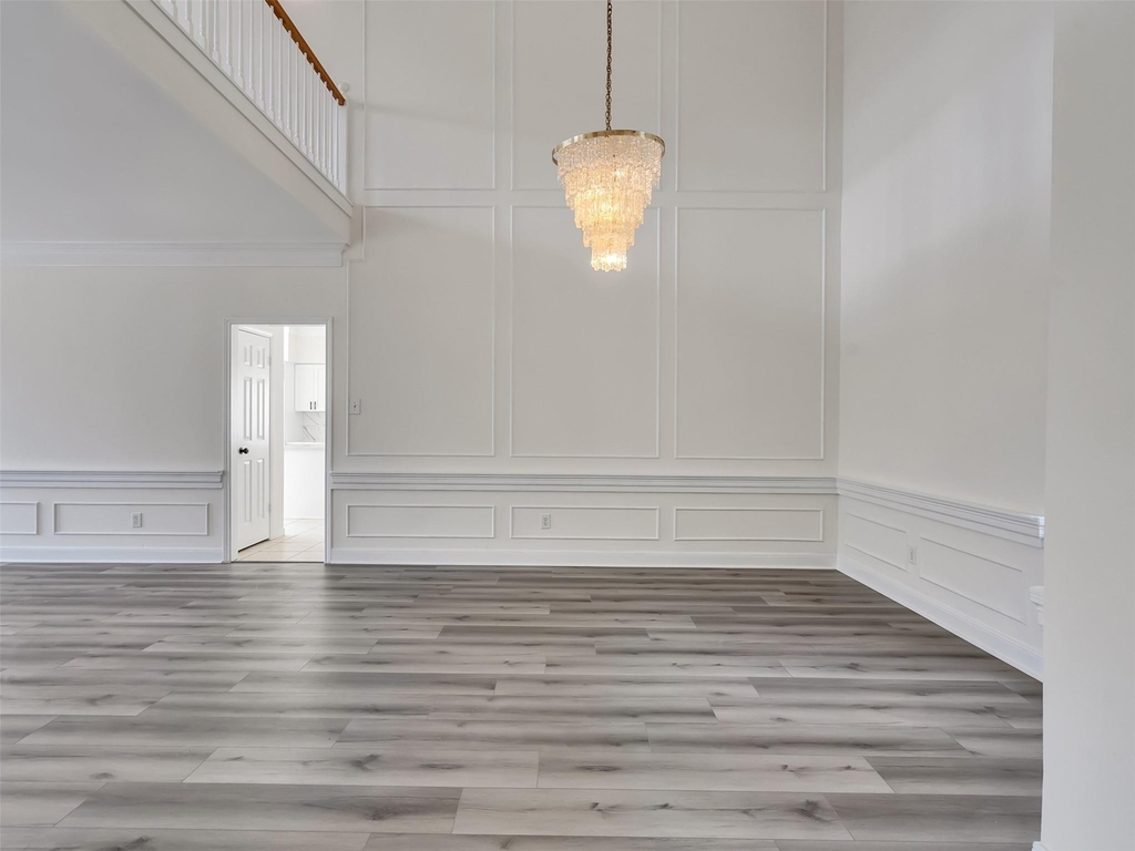 1127 Gloria Court - Photo 13