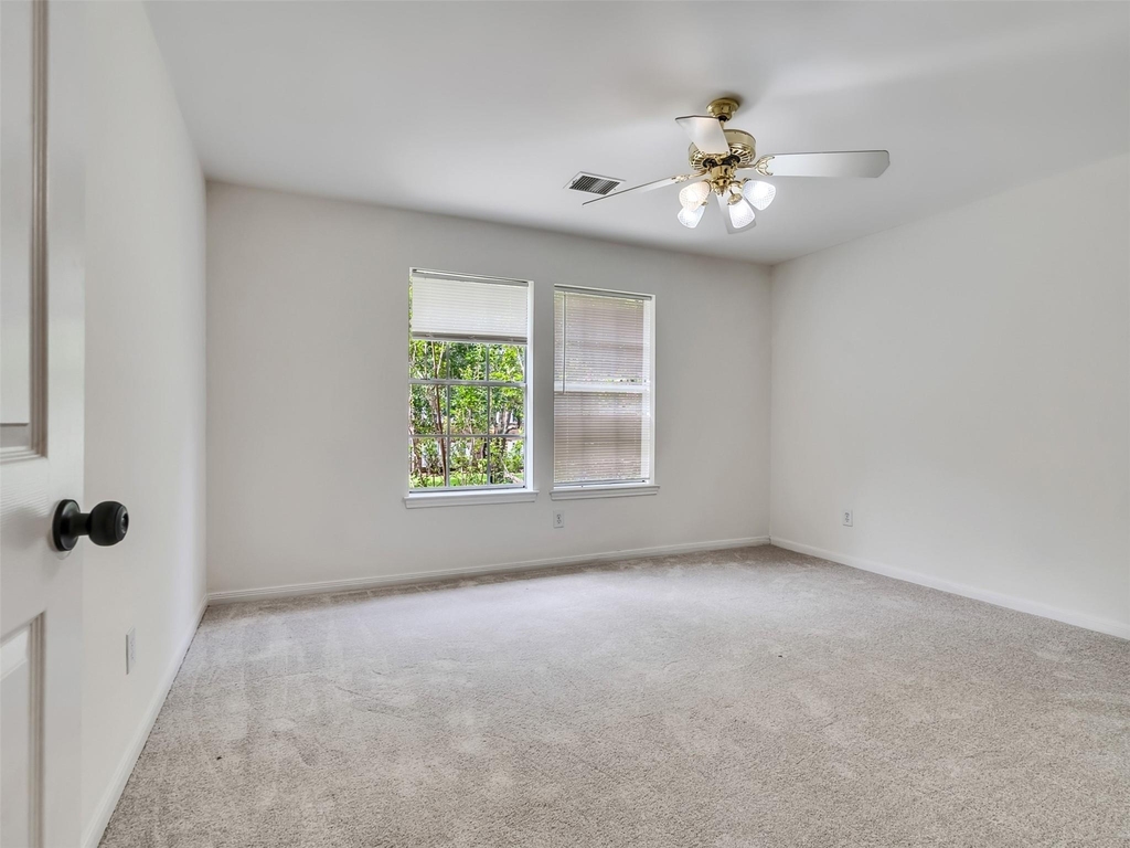 1127 Gloria Court - Photo 40