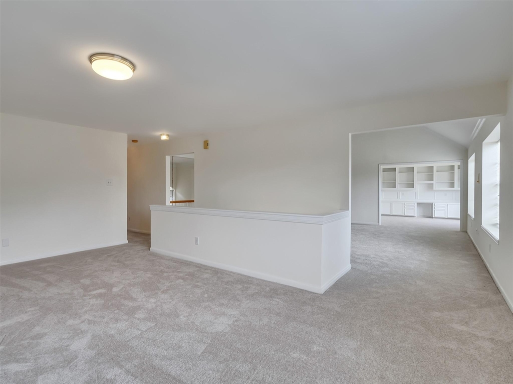 1127 Gloria Court - Photo 35