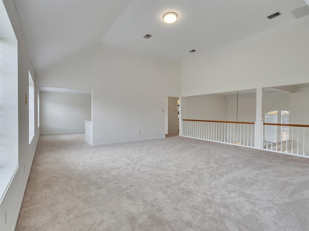 1127 Gloria Court - Photo 39