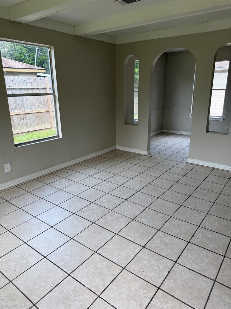 1209 Glenn Avenue - Photo 1