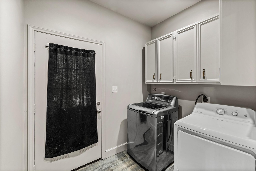 10423 Deer Lake Lodge - Photo 16