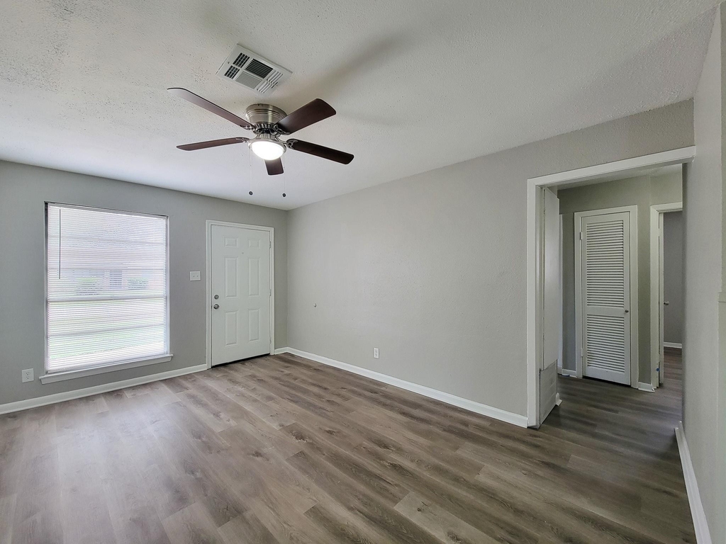 3121 Proswimmer Street - Photo 19