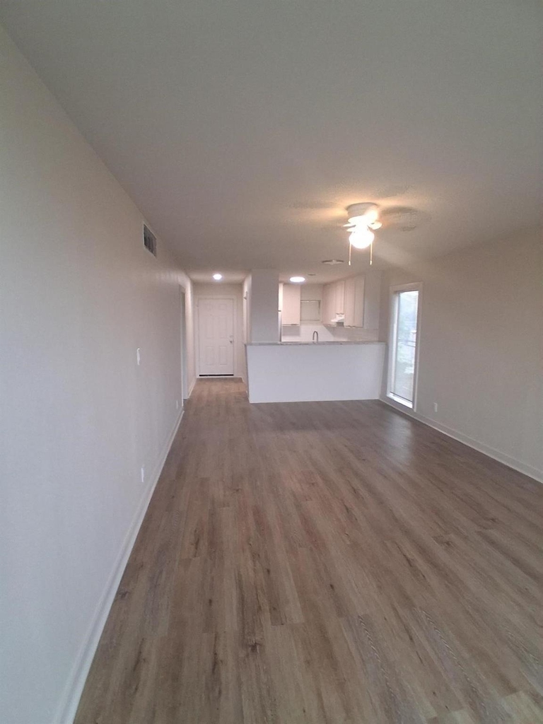 8906 Ilona Lane - Photo 3