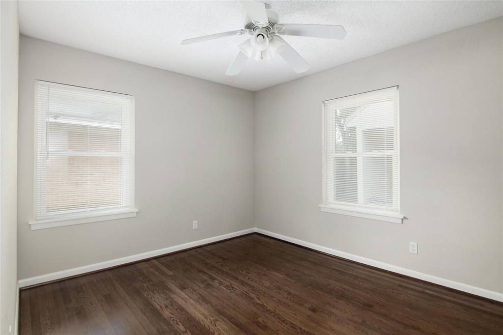 6225 Indigo Street - Photo 9