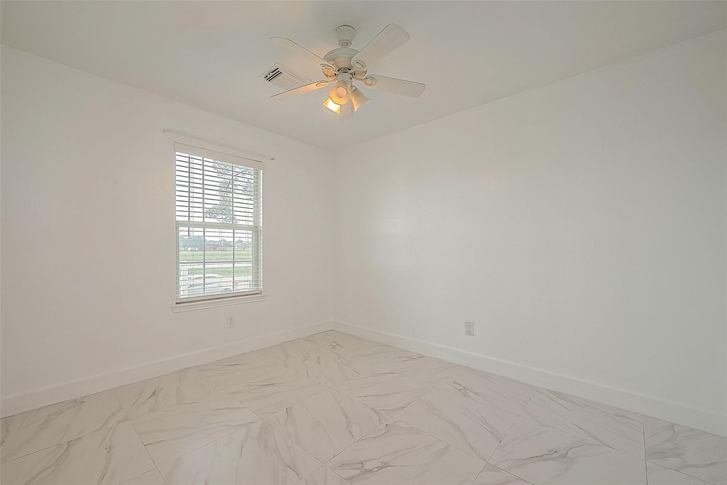 20939 Young Meadows Way - Photo 16