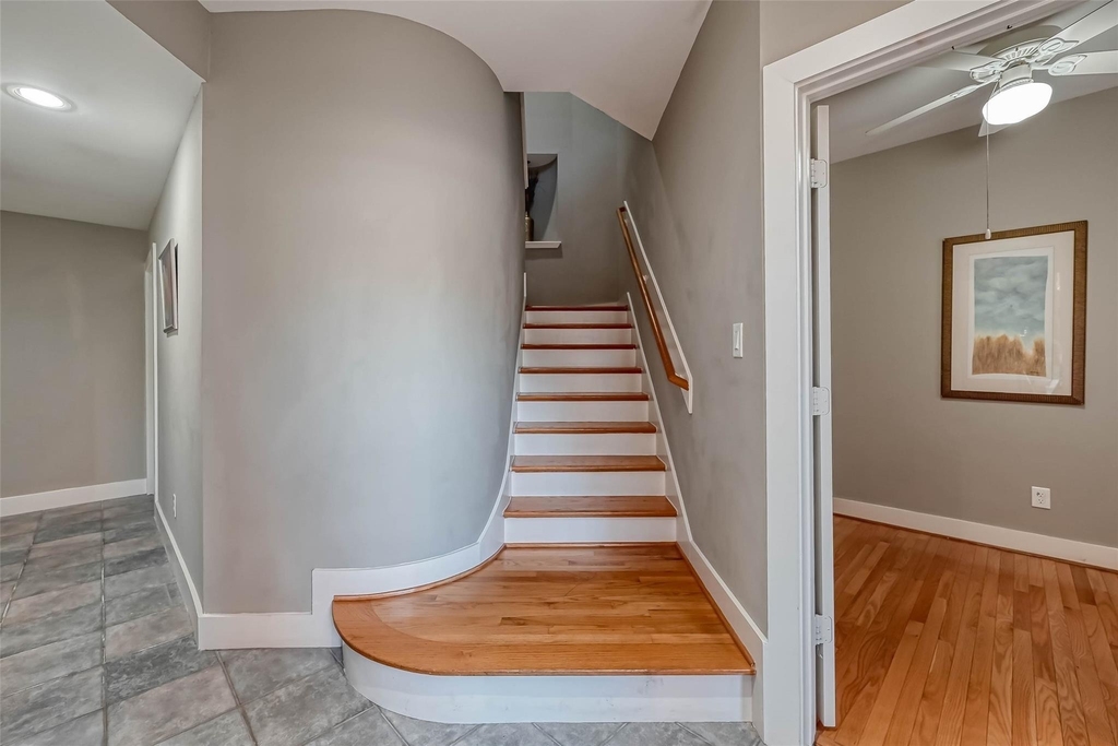 9701 Marlive Lane - Photo 3
